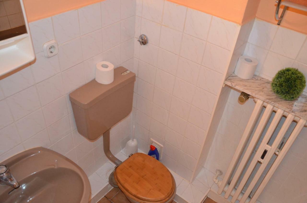 Ferienwohnungen In Moenchengladbach Exteriör bild